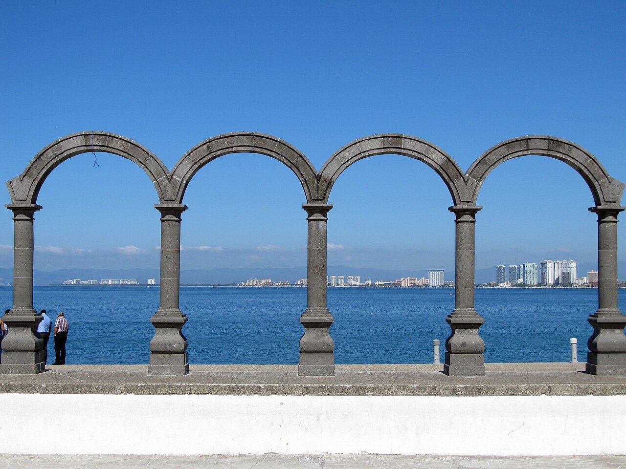 Los Arcos